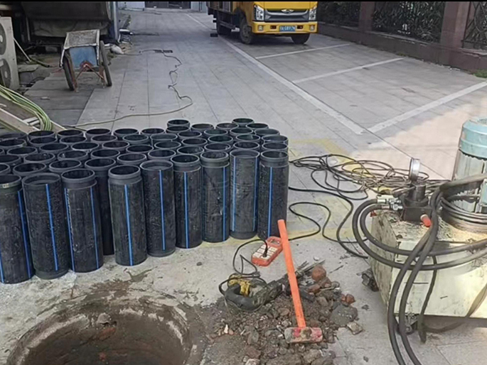 中牟PE置换管厂家 DN315置换管 非开挖管短管置换